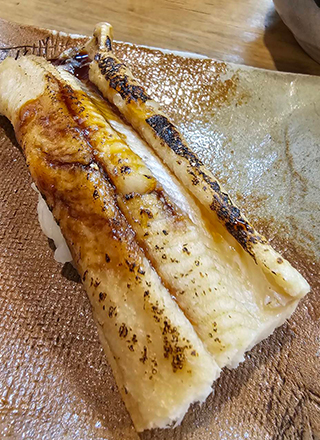 ���q�̈���