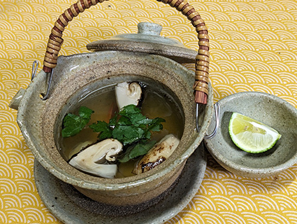 松茸の土瓶蒸し